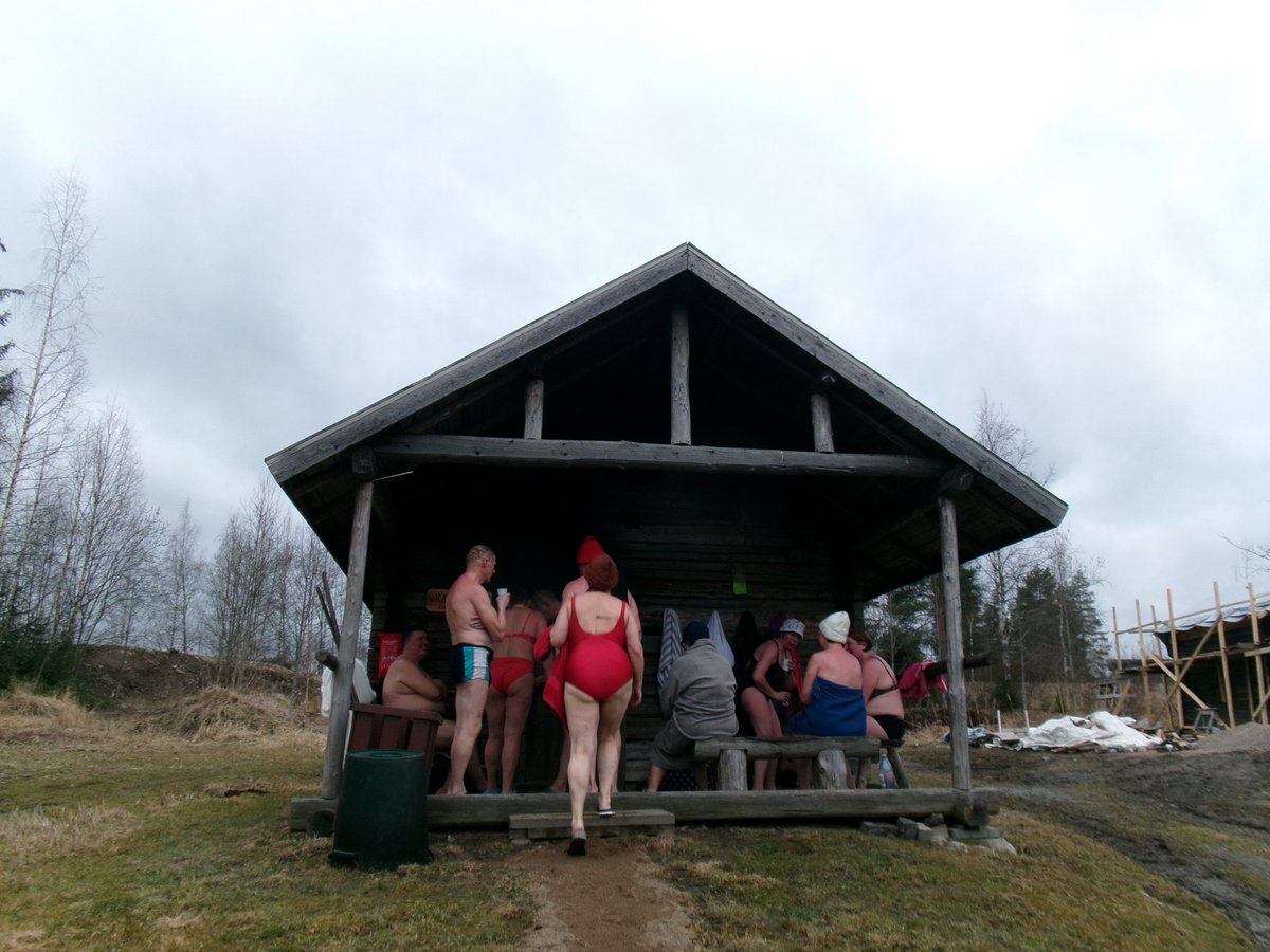 サウナ文化研究家こばやしあやな🇫🇮『世界浴場見聞録』12月発売🌍 tweet media