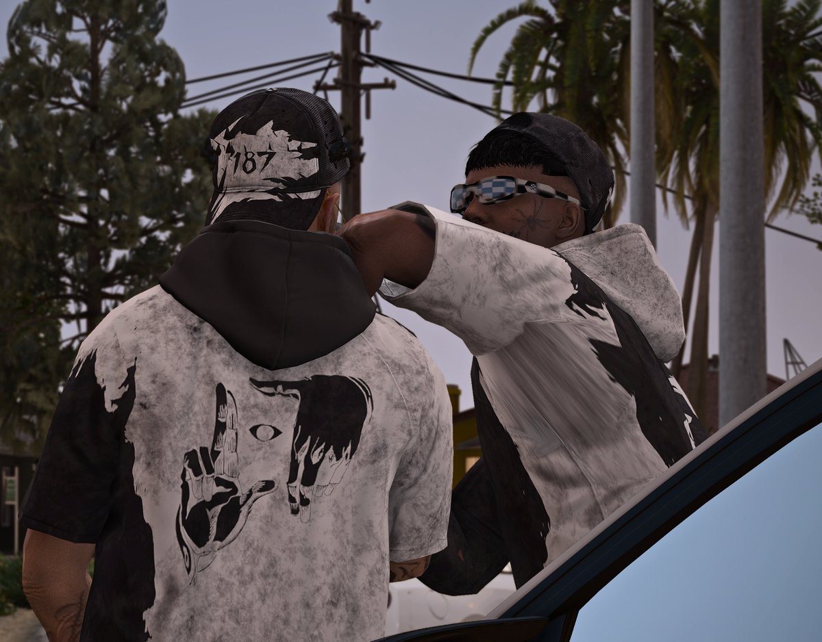 ᴺᵉˡˡʸ⋆ tweet media