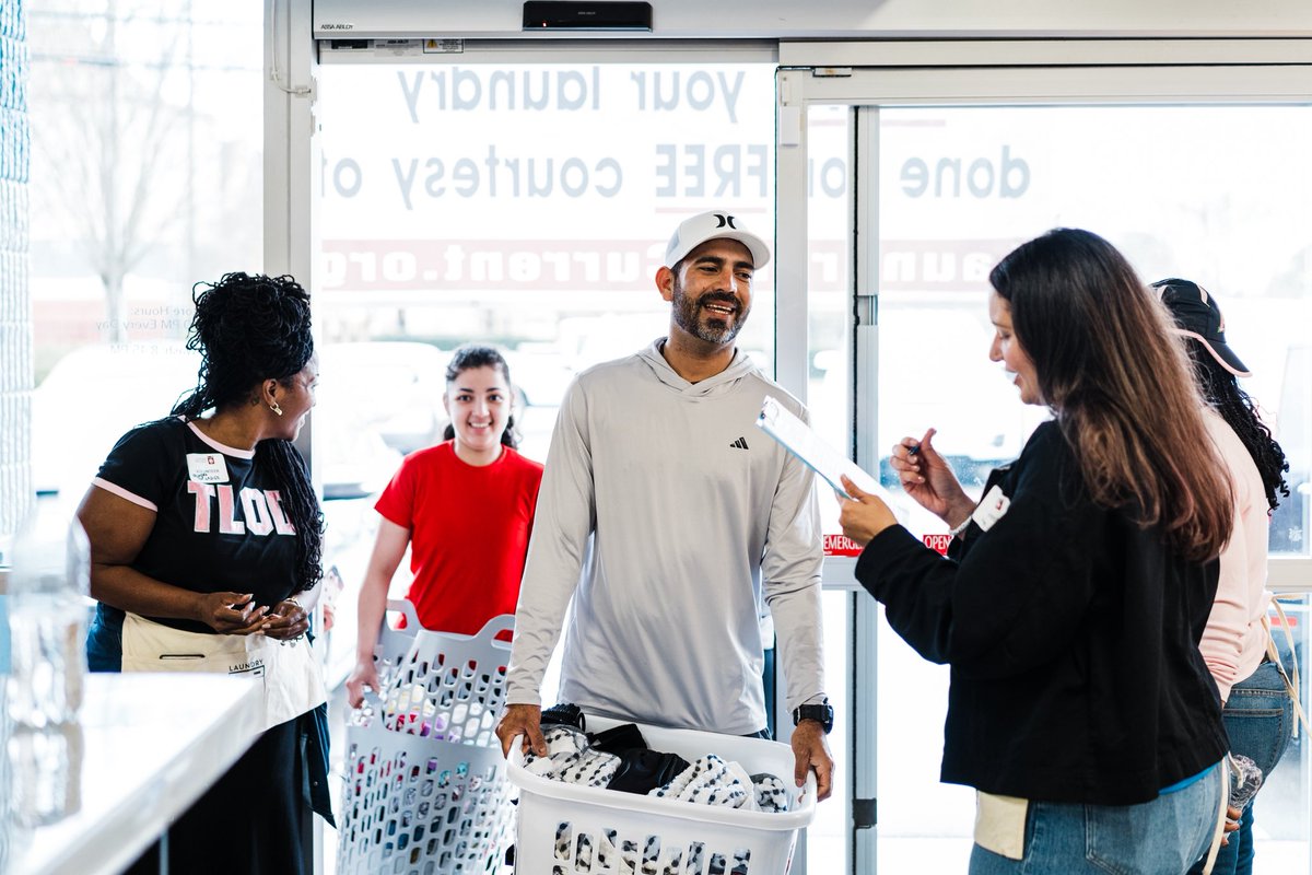 CoreyEasterday's tweet photo. National Laundry Day is April 15th and we’re hosting 3 @engagecurrent #LaundryProject events in CLT to help hundreds of local residents with the tangible need of clean laundry! 

We need volunteers so if you’re interested sign up at the link or reach out: https://t.co/xTtLWLf3T9 https://t.co/KDYVzxcu6d