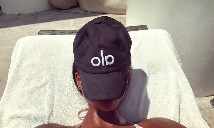 vjj5io's tweet photo. Summer forever ☀️🌊🐚💛 https://t.co/Cj26r0QcAa