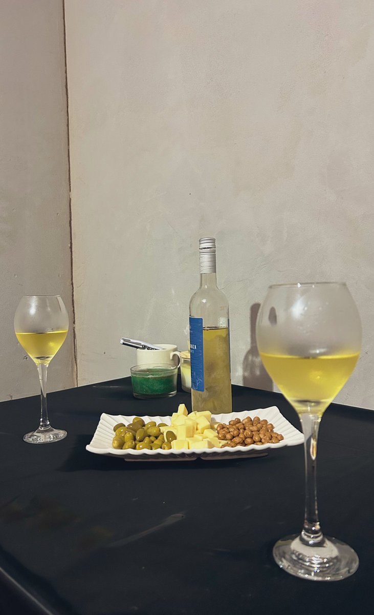 DlFernandes's tweet photo. 🍷🧡🍷 https://t.co/eW1BWv08Wk