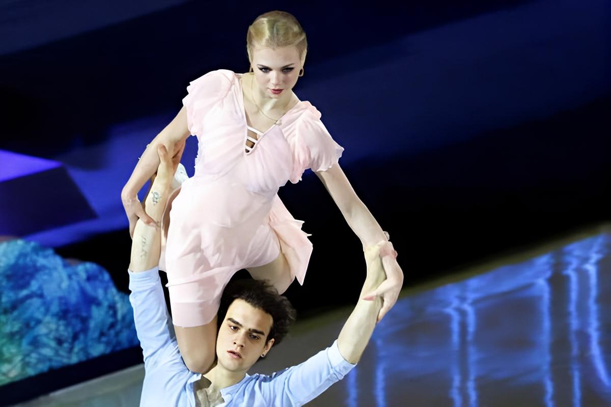 Elizaveta Kokoreva, a prima ballerina of the Bolshoi Theatre:

— "the end of the performance I had a lump in my throat. It was so genuine, sincere, beautiful, and tender... I saw trust in your eyes, real sincere feelings, and I'm amazed. Thank you very much!"