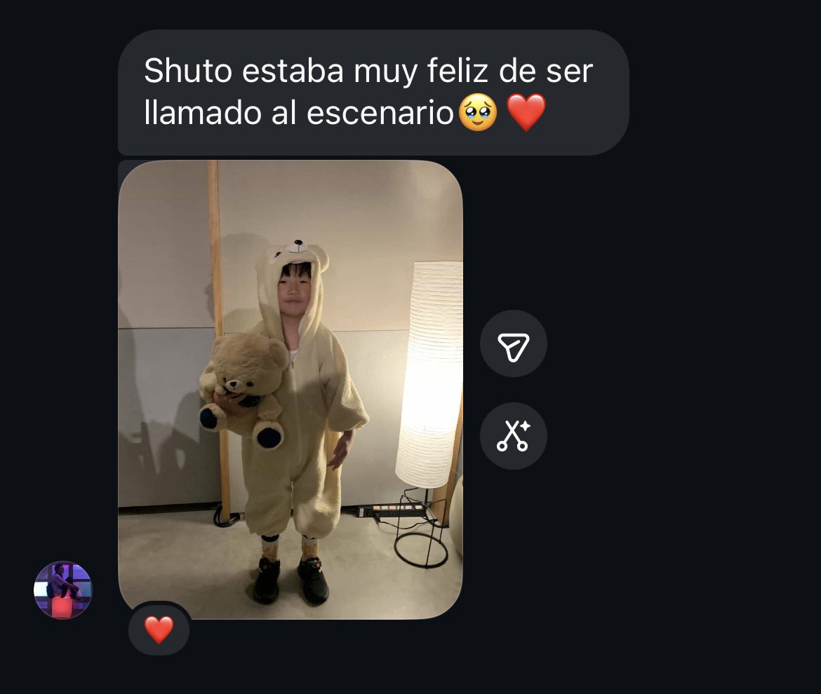 loscatopaco's tweet photo. Chicos, Shuto y su mami me tienen llorando de amor literalmente jajaja 😭😭😭❤️ https://t.co/JlfgAEQ3DE