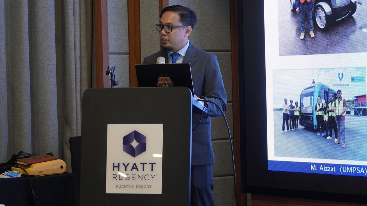 draizzat's tweet photo. Honored to join YB Dato’ Nizar Najib Razak as a panelist at the Malaysia-Africa Innovation Corridor Forum! 🌍 We had fantastic discussions with 15 African embassies on driving tech transfer and synergizing academia with industry. Exciting times ahead for UMPSA and Pahang! 🚀🤝 https://t.co/vPgwFxy4dE