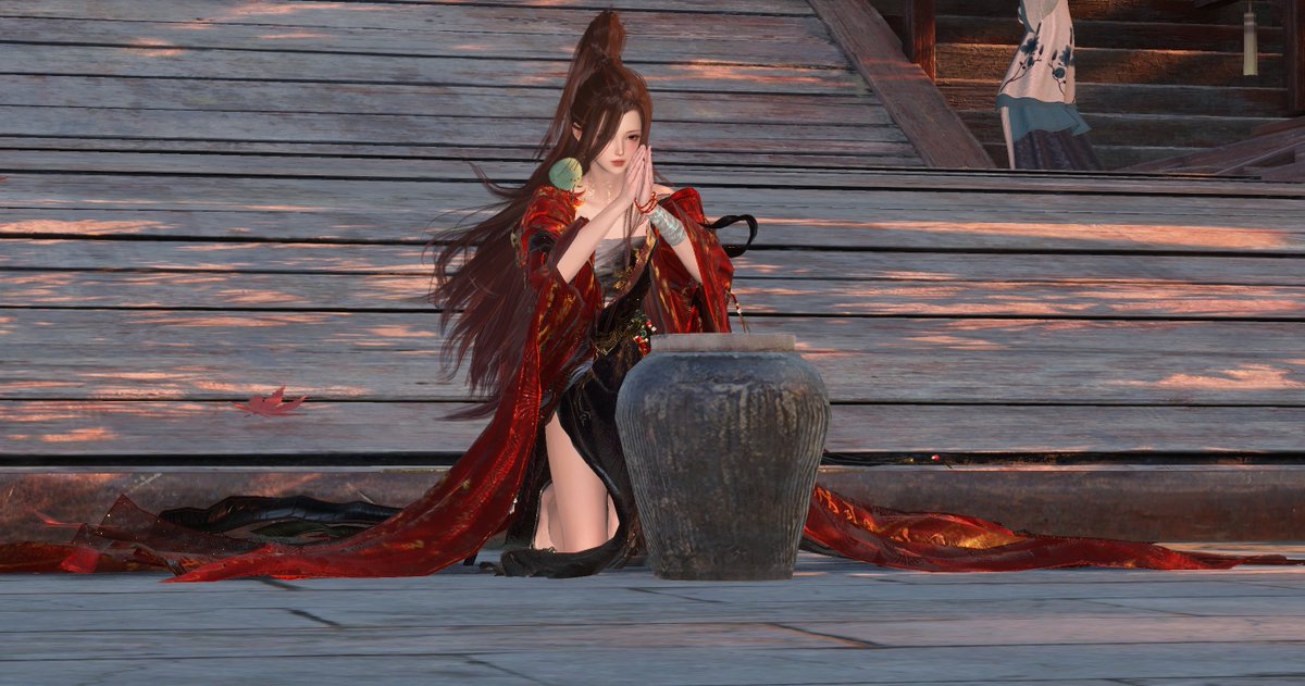 ローラ tweet media