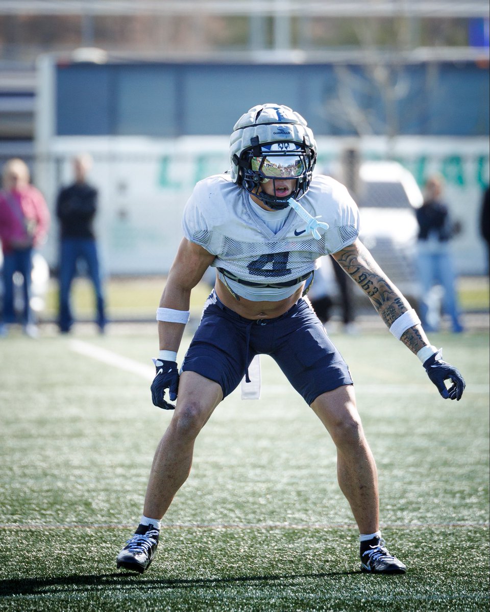 UConn Football tweet media