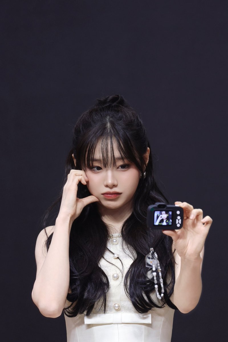 잇츠츄스데이 tweet media