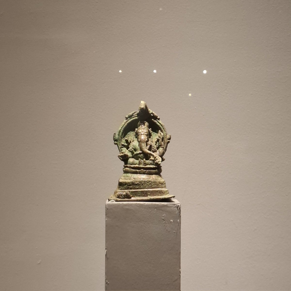 akhz(á) tweet media