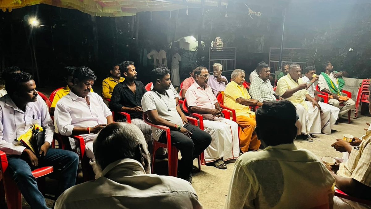 PMKCuddaloreDt's tweet photo. 2026 சட்டமன்றத் தேர்தலை முன்னிட்டு, அ.இ.அ.தி.மு.க கூட்டணியின் முழு ஆதரவுடன் களமிறங்கும் வெற்றி வேட்பாளர் திரு.அன்புச்சோழன் அவர்களின் மகத்தான வெற்றியை உறுதி செய்ய,
பா.ம.க மாவட்ட செயலாளர்  முன்னிலையில்
மிகப்பெரும் ஆலோசனைக் கூட்டம் நடைபெற்றது!
#PMK #NDA #ADMK https://t.co/KiDDiCFbnQ
