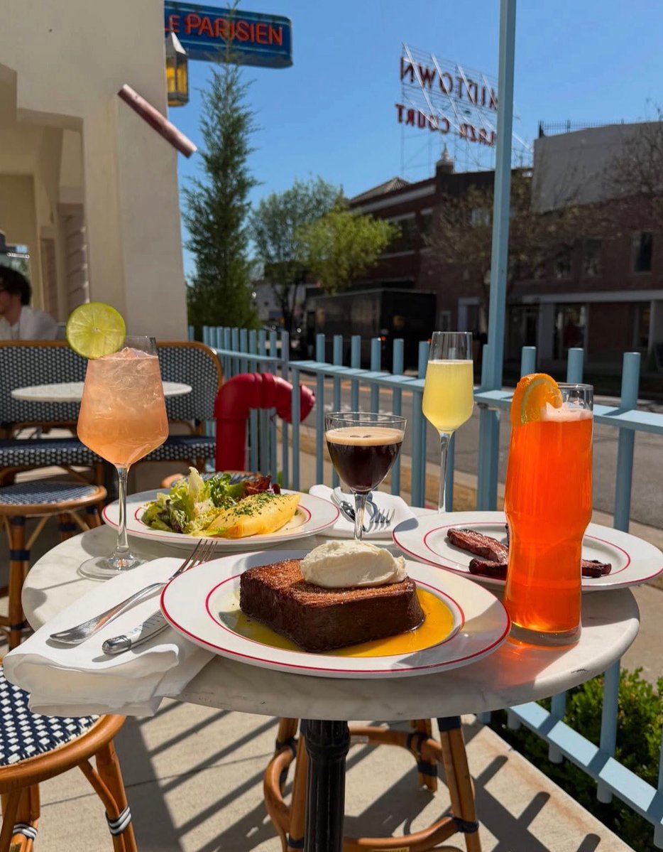 Midtown Renaissance tweet media