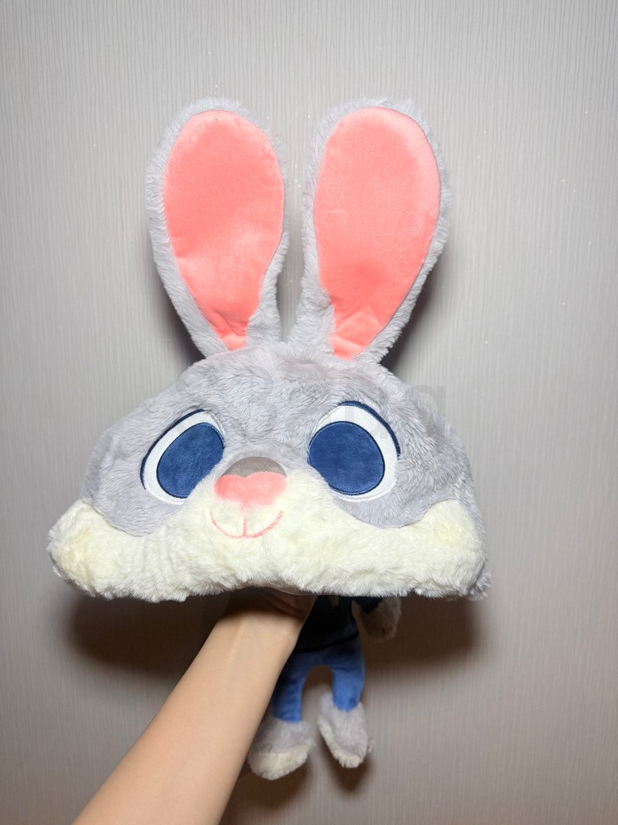 83August_'s tweet photo. หมวก Shanghai Disneyland 🏰 ไม่มีตำหนิ มี tag ✅ ไม่มีป้าย 800 รวมส่ง ใส่แค่ 1 ครั้ง (ราคาป้าย ~1,040) #พร้อมส่งดิสนีย์ #ตลาดนัดดิสนีย์ #ตลาดนัดdisney #ตลาดนัดzootopia #หมวกดิสนีย์ #ของแท้ #zootopia #officialstore #หมวกjudy #หมวกจูดี้ #worldofdisneystore #shanghaidisneyland 🐰 https://t.co/BFpxCBW3Zp