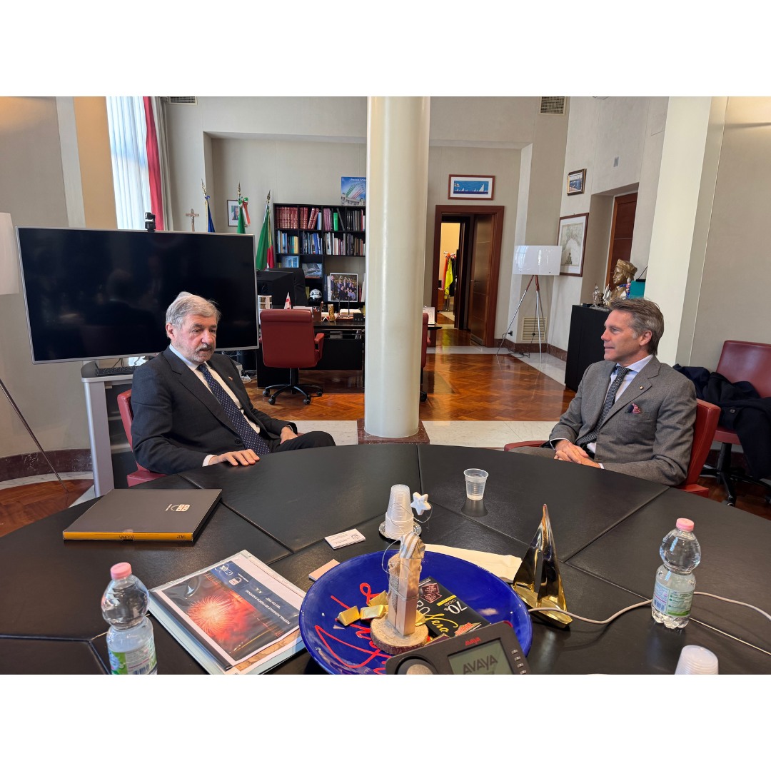 Monarchies et Dynasties du monde tweet media