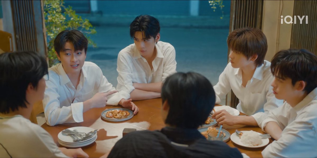 นอย tweet media