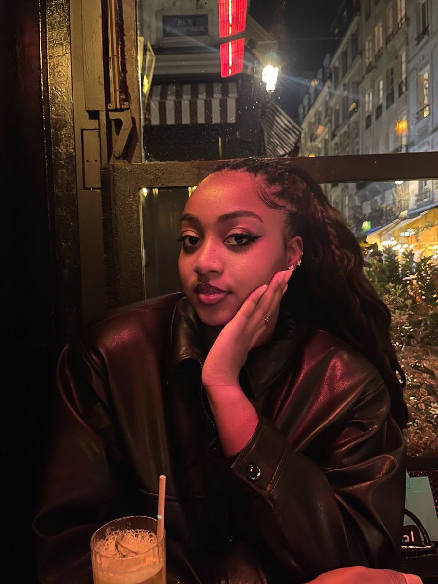 Zehrry🌚 tweet media