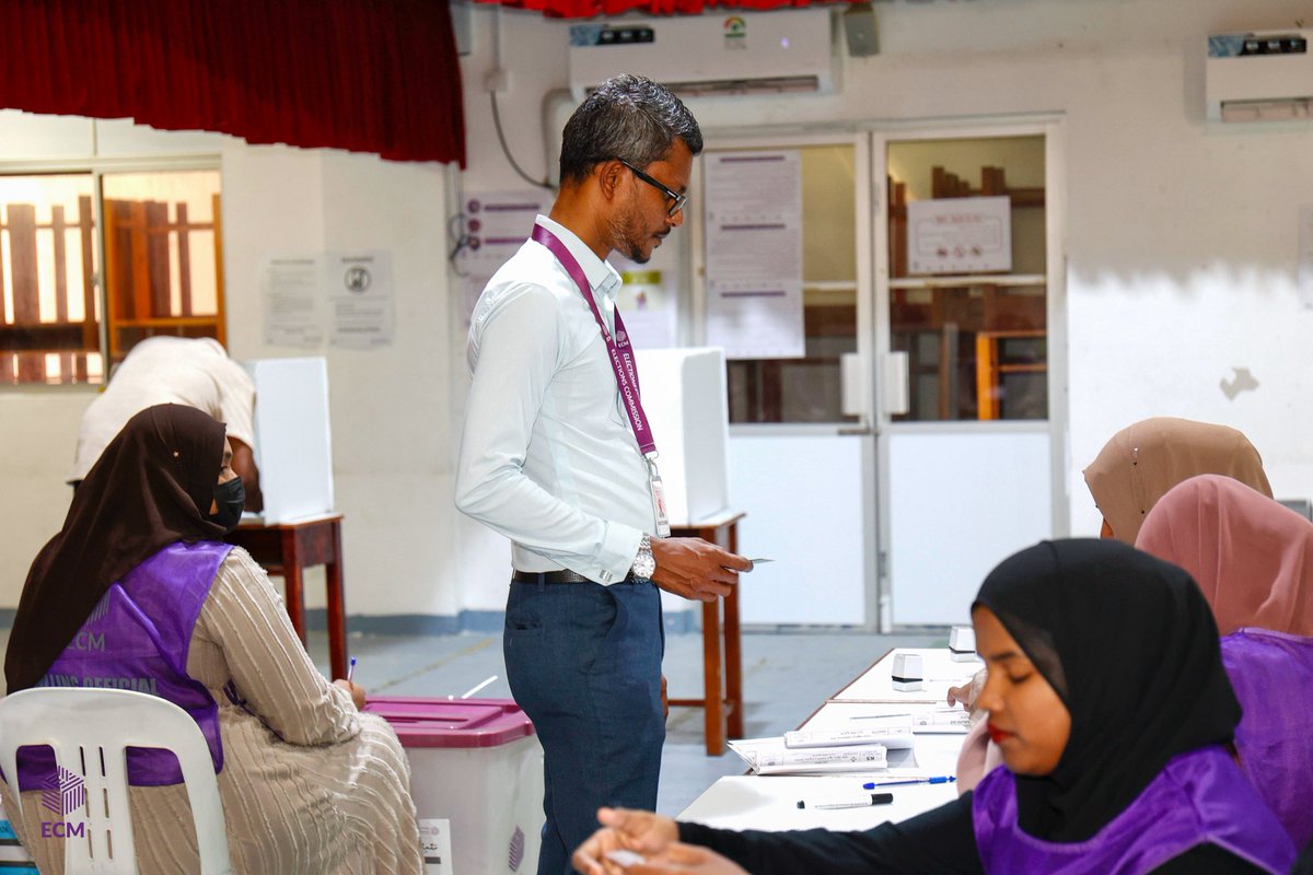 Elections Commission tweet media