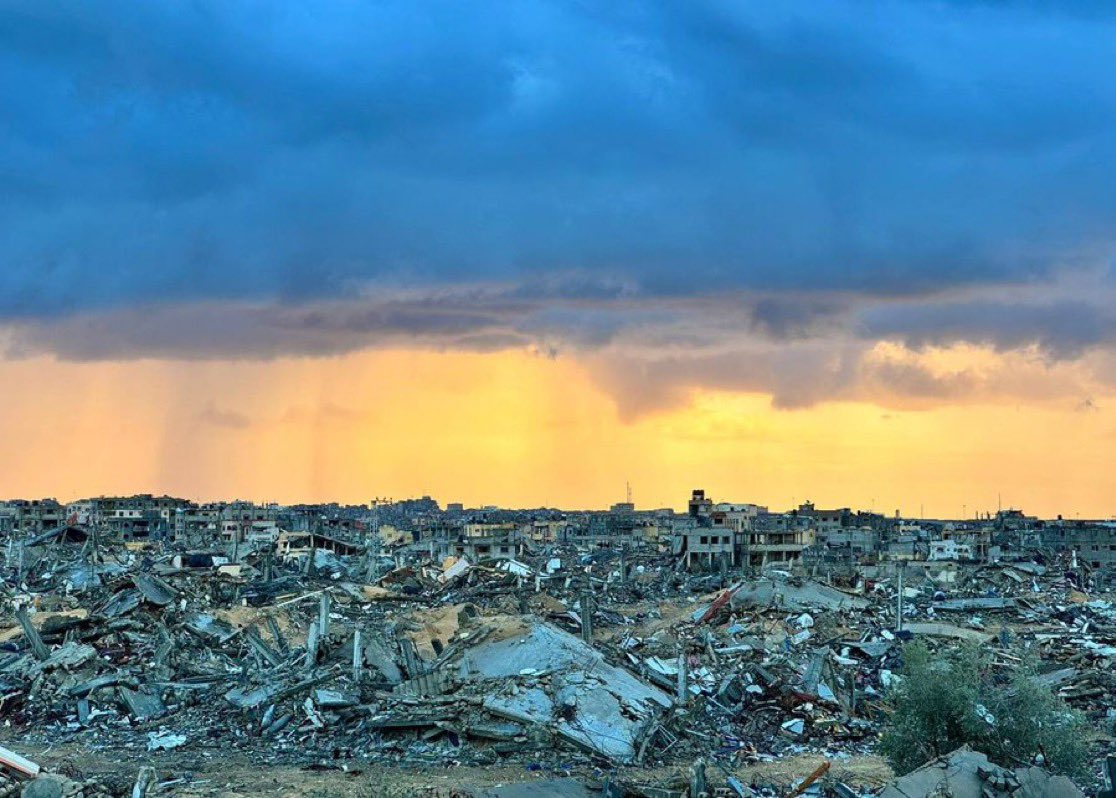 Tongs Ya Bass tweet media