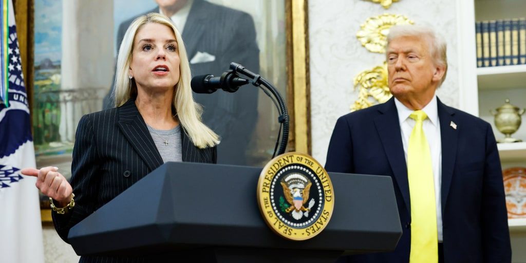 Meet the Press tweet media