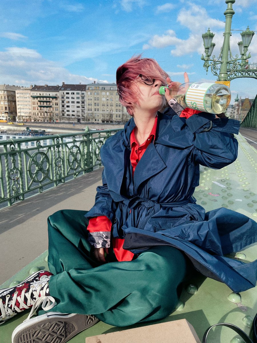 Игуанна tweet media