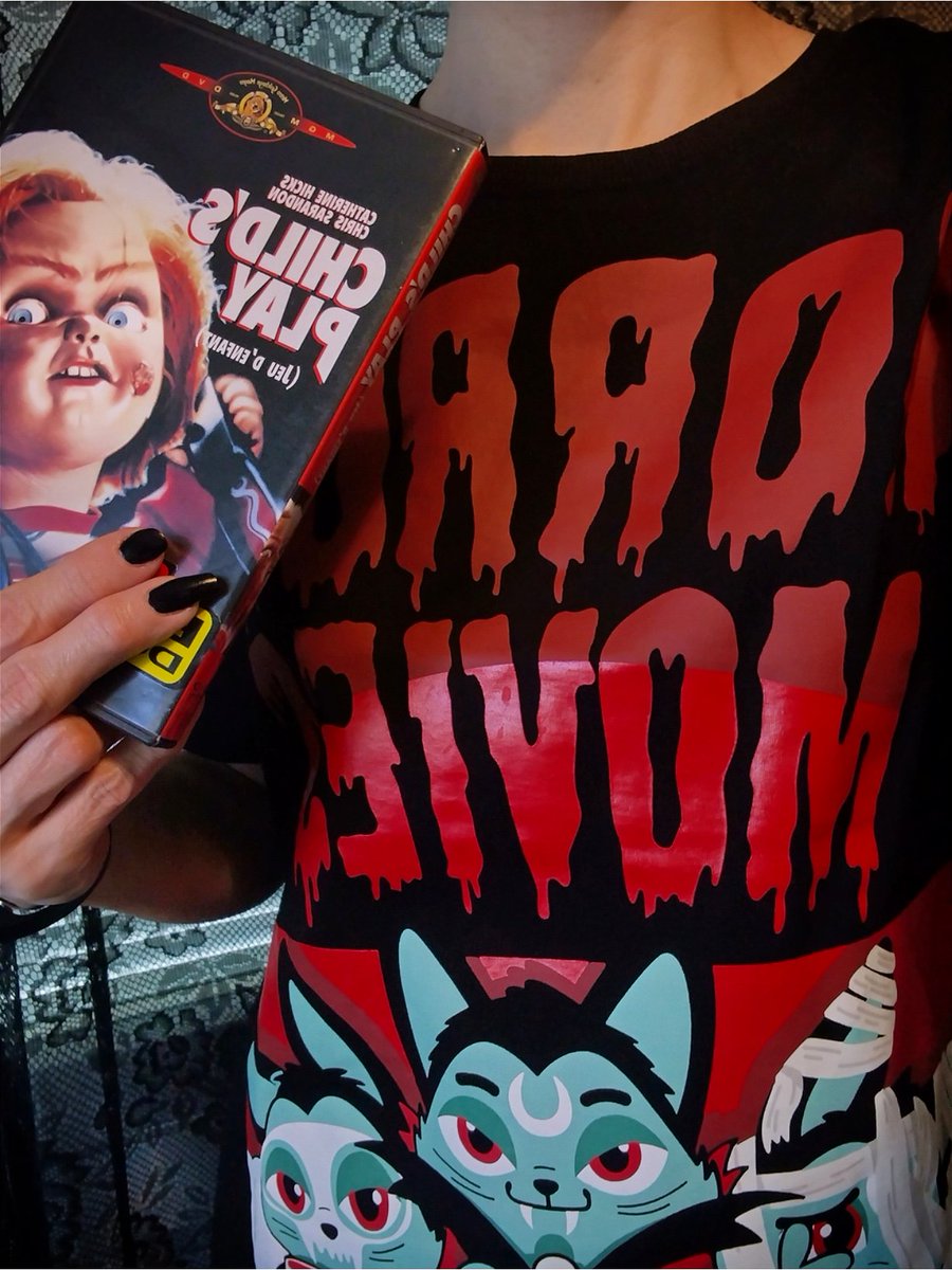 NikiRaven's tweet photo. Horror movies &amp; chill 🍿
#ChildsPlay #Chucky #80sHorror #slasher https://t.co/OnHj5Zol9t