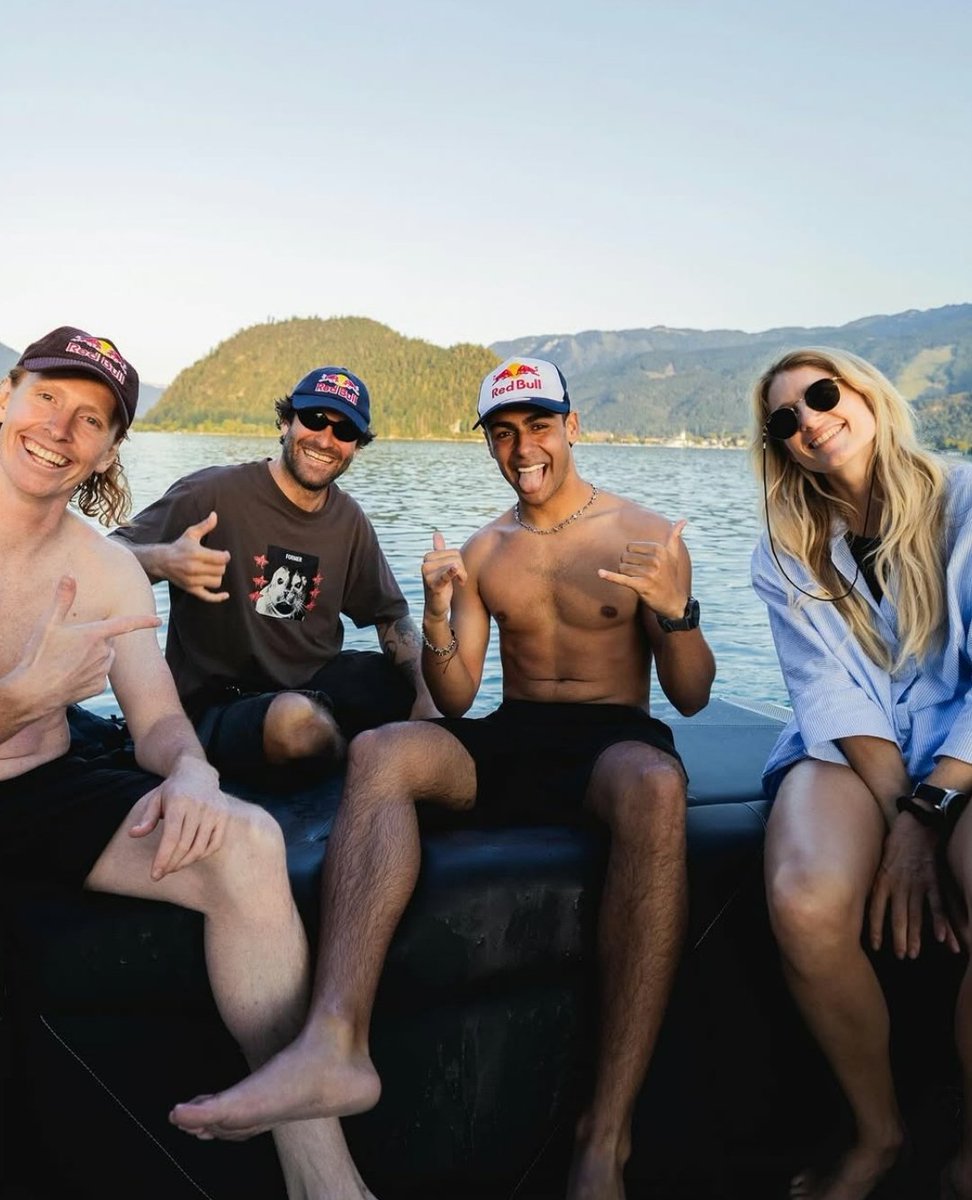 Vee 🫗 tweet media