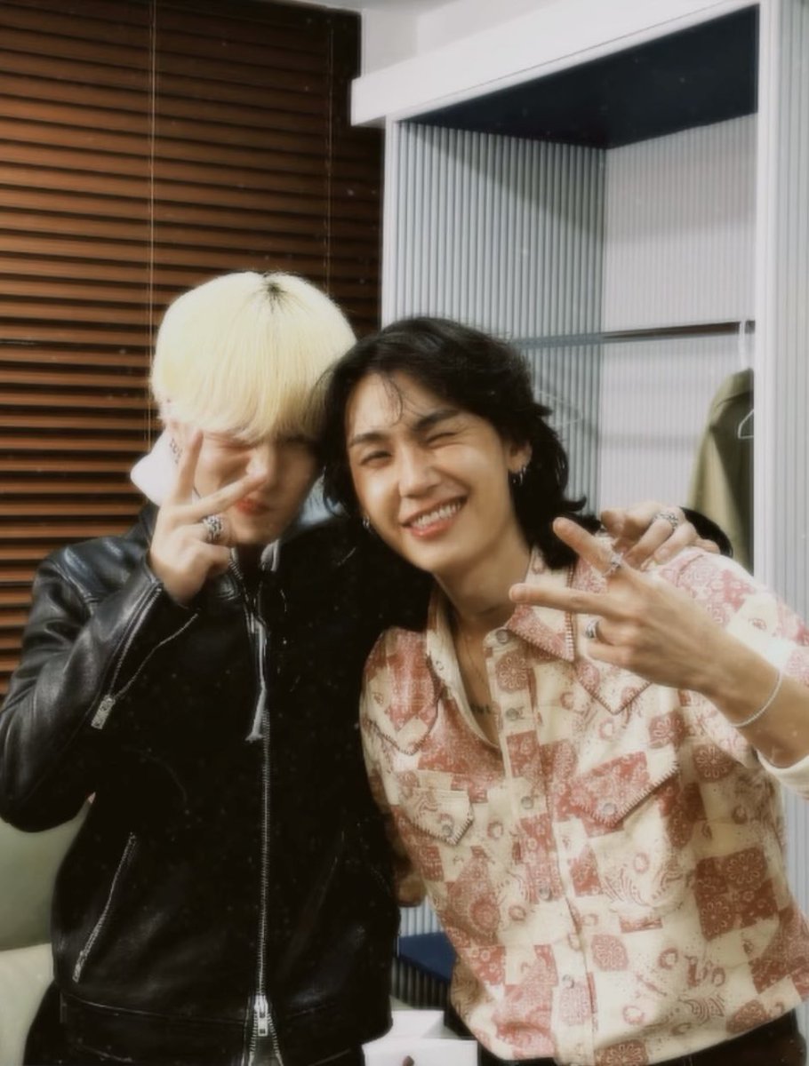 ༊*·˚ tweet media