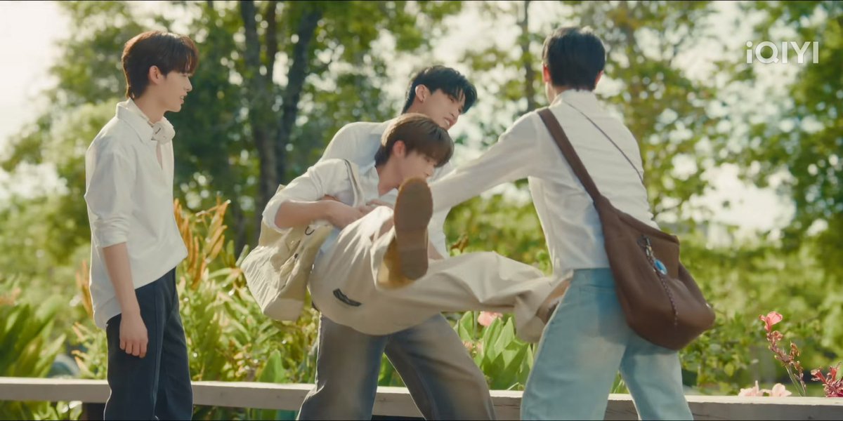 lea༺ 🎨DWY 🎸 + 🪷LUAT ERA🕰️~ tweet media