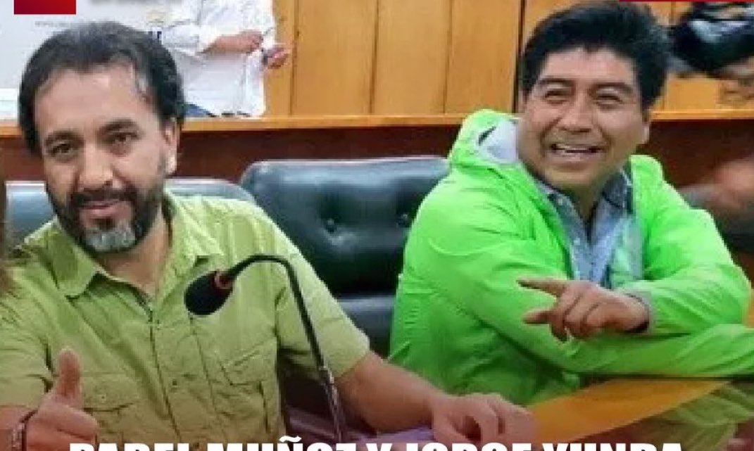 Estibi31's tweet photo. Qué asco tener esto como opción. Y qué asco que podrían ganar con el 20%. 
Vomitiva situación. #Quito https://t.co/yUrWswywgP