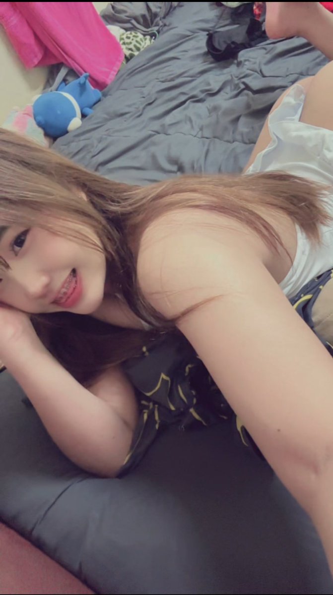AomSurat04's tweet photo. https://t.co/fnvgznys76