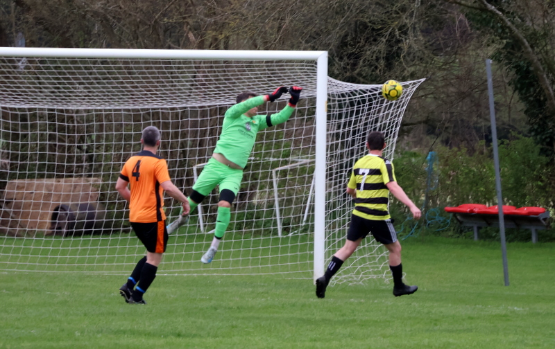 Roger Smith tweet media