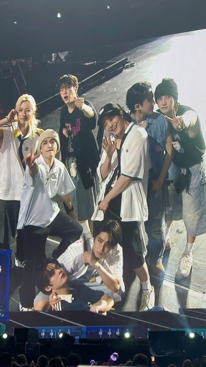 αηтσ 🇦🇷 🐶🥟 tweet media