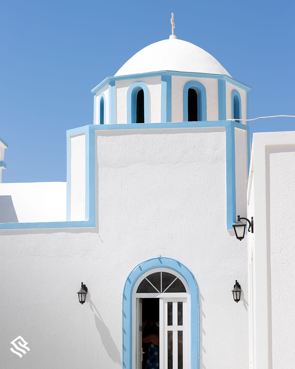 TravelWizards's tweet image. The Greek Islands are home to iconic slices of paradise as well as hidden gems offering an unspoiled, authentic experience. Be part of the timeless magic of Greece on an all-inclusive Mediterranean voyage with Silversea. 

#Silversea #Cruises #GreekIslands #Wanderlust