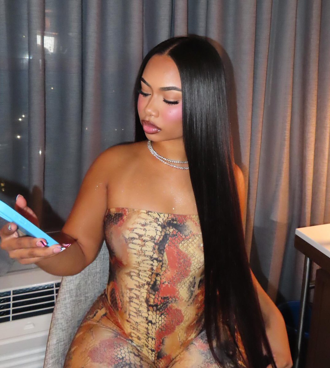 Tatiana Chanell tweet media