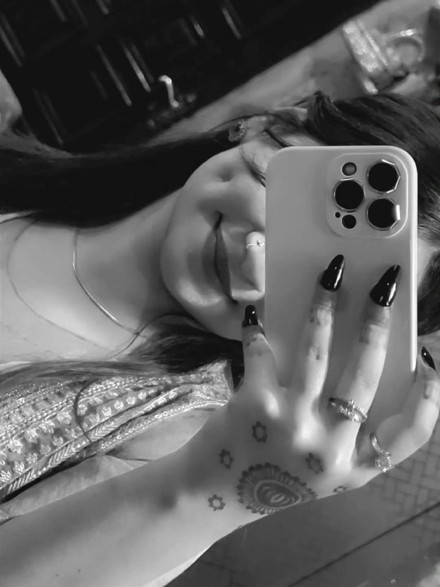 โ๐๐ฒ๐ถ๐ฟ๐ฑ tweet media