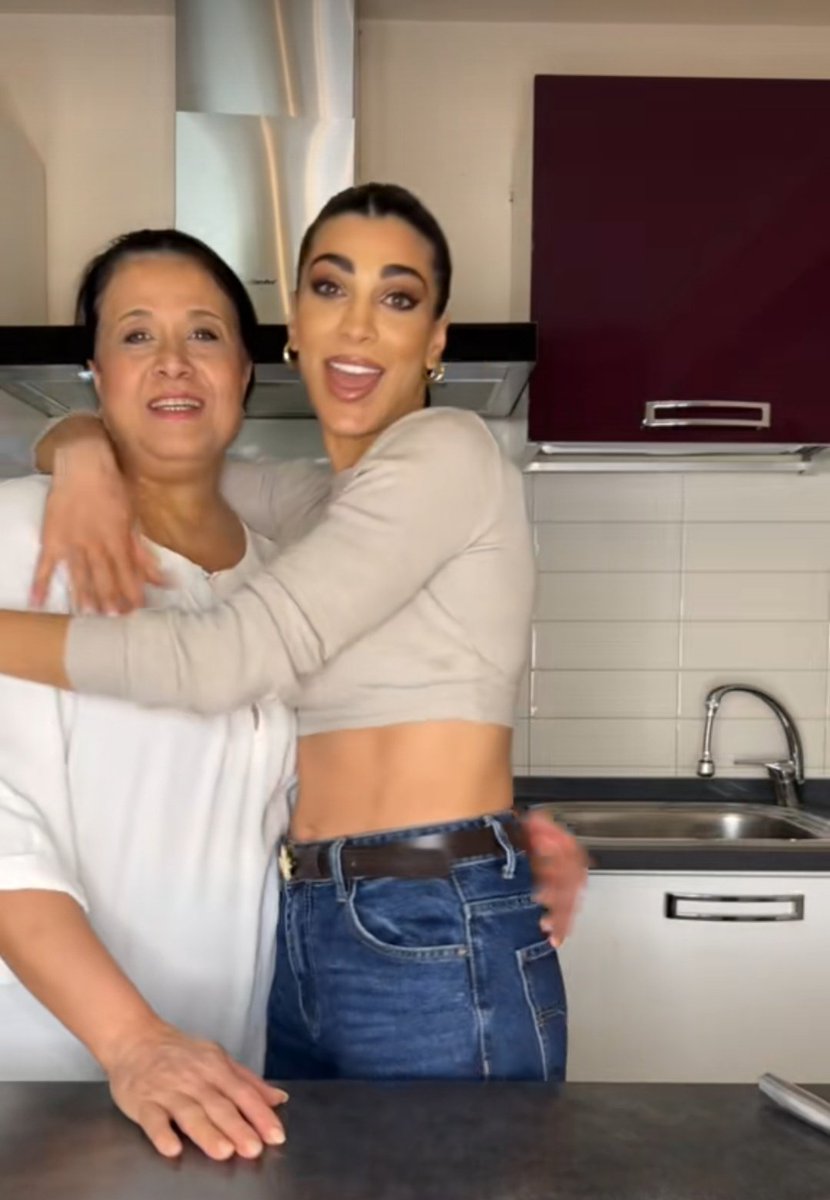 Lauretta tweet media