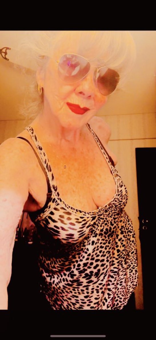 Elena Coral🫦🌹🫦 tweet media