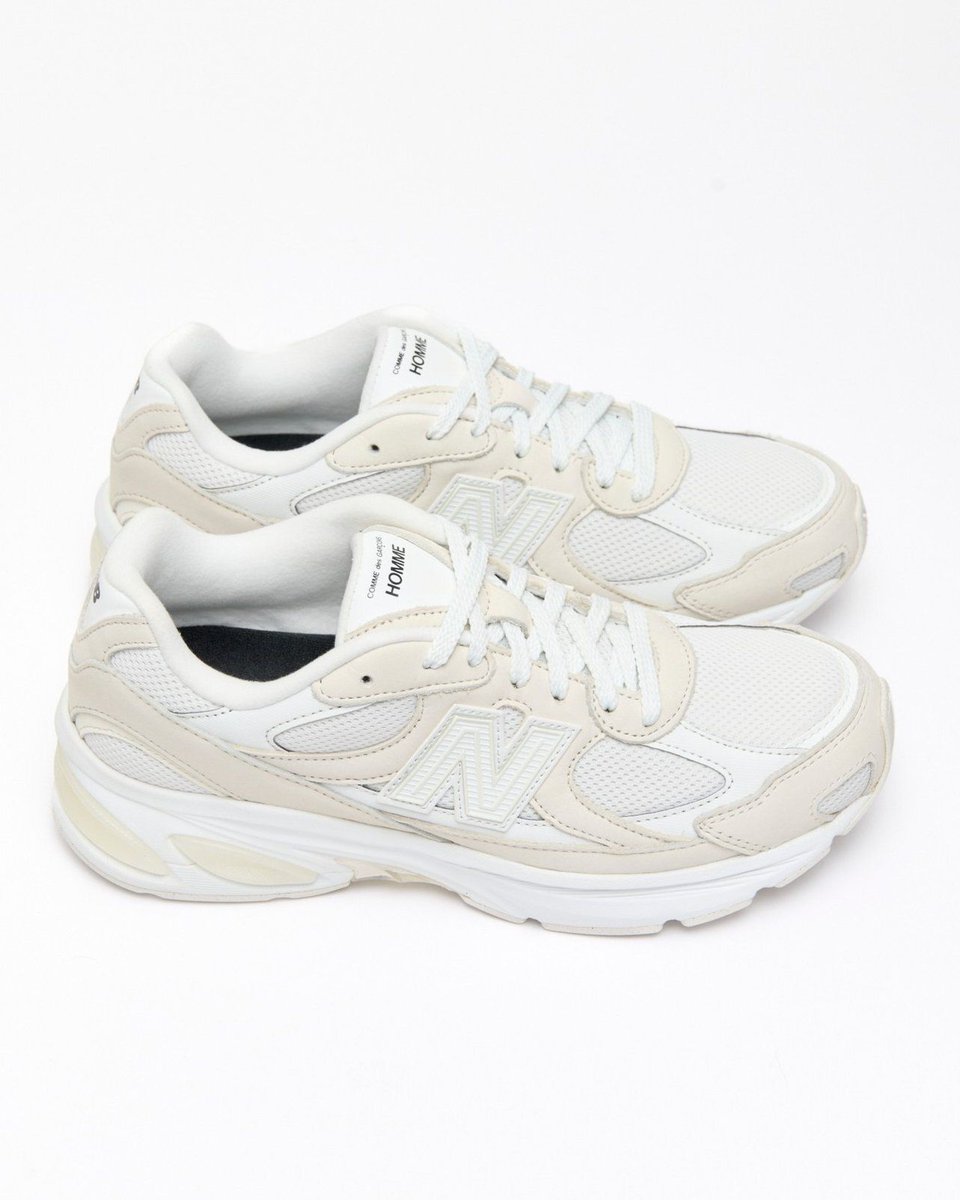 JustFreshKicks tweet media