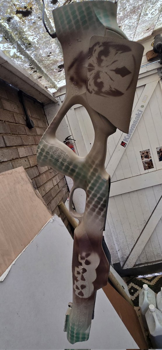 Under- dog tweet media