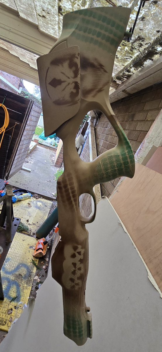 Under- dog tweet media