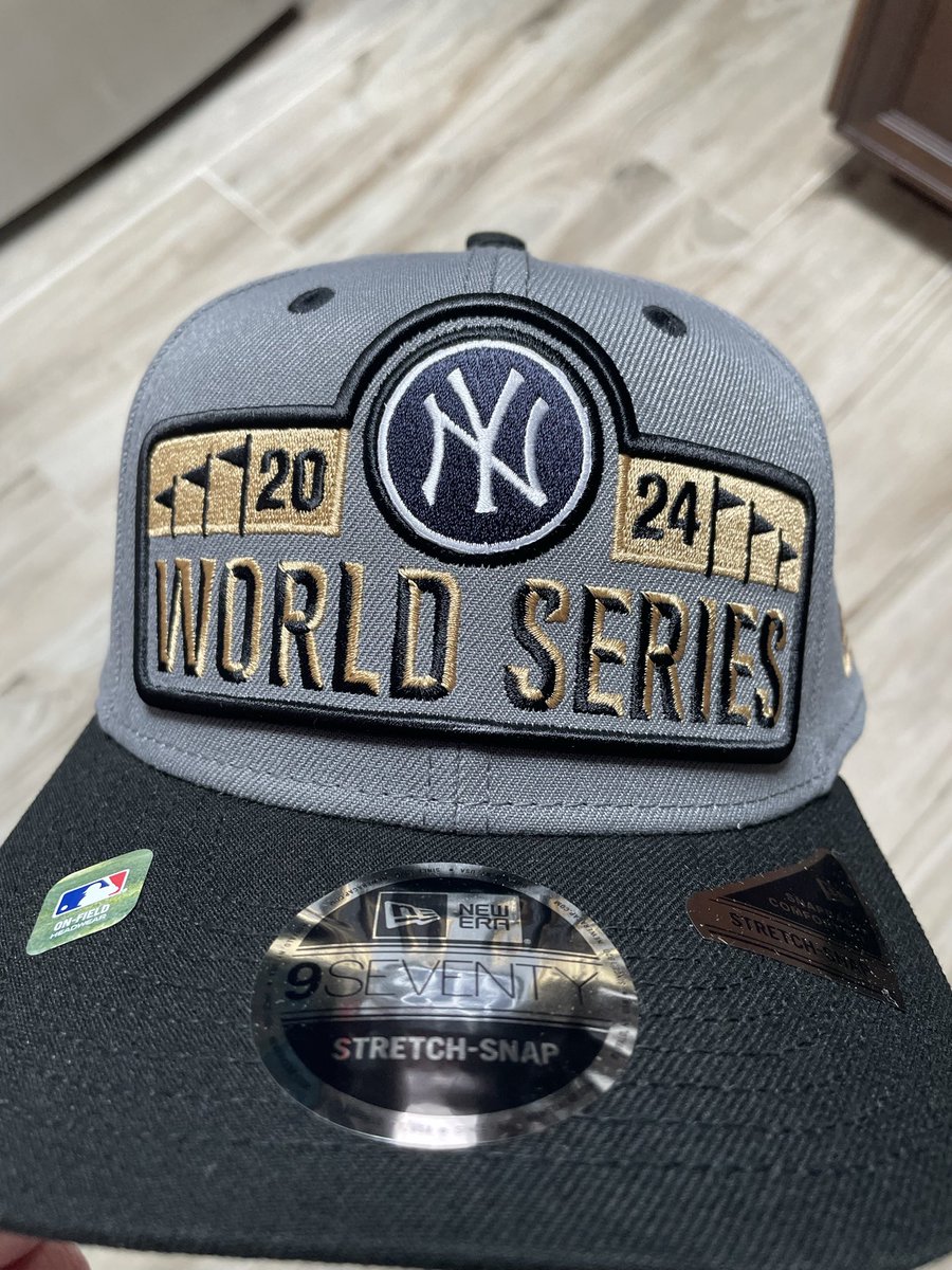 erifix30's tweet photo. @Fanatics you delivered the wrong hat. Completely wrong sport. How are you going to fix this?? https://t.co/HEaGPZbTLG