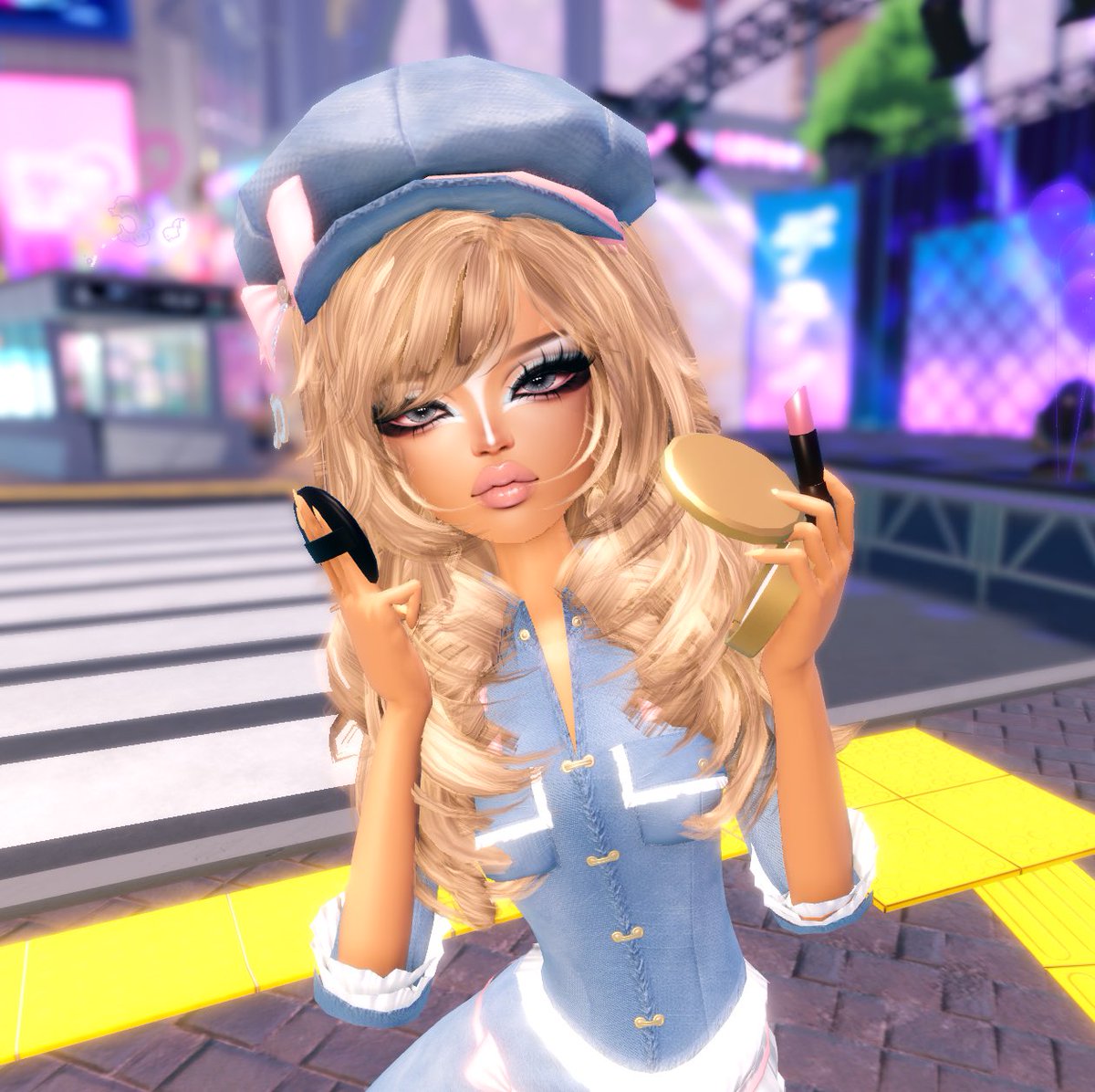 daphdeactivated's tweet photo. I wanted to give the custom head shape hack a try, even though I think I’ll be sticking to the regular head during normal matches this is a pretty unique hack!! 💕 https://t.co/9h4qYu9cEq