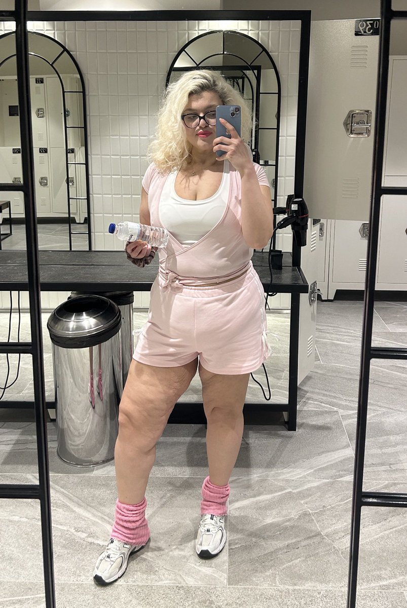 Gökçesu ♡ tweet media