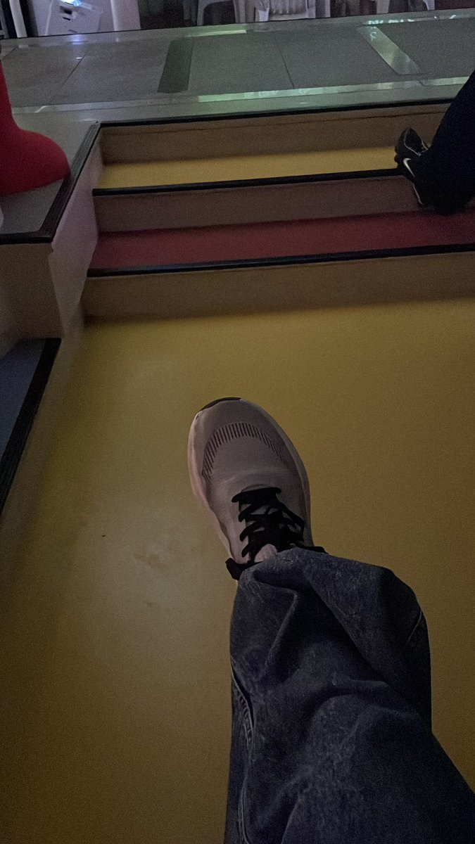 霜月レオ tweet media