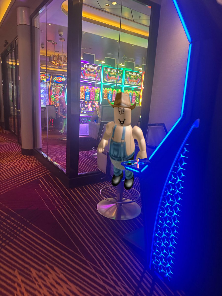 morrutee's tweet photo. saw this guy on my cruise. dont worry, he’s been taken care of @AlbertsStuff #flamtwt https://t.co/wWHv6WQoSI