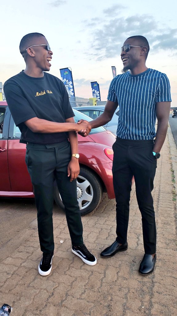 Ntate Phoka tweet media