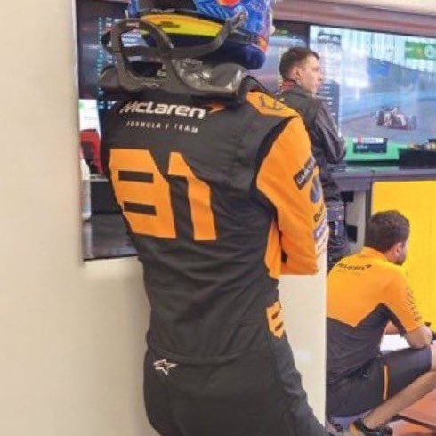 Fer ⁸¹ ¹⁶ ³🤍 SEEING HS THIS SUMMER tweet media