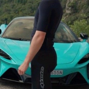 Fer ⁸¹ ¹⁶ ³🤍 SEEING HS THIS SUMMER tweet media