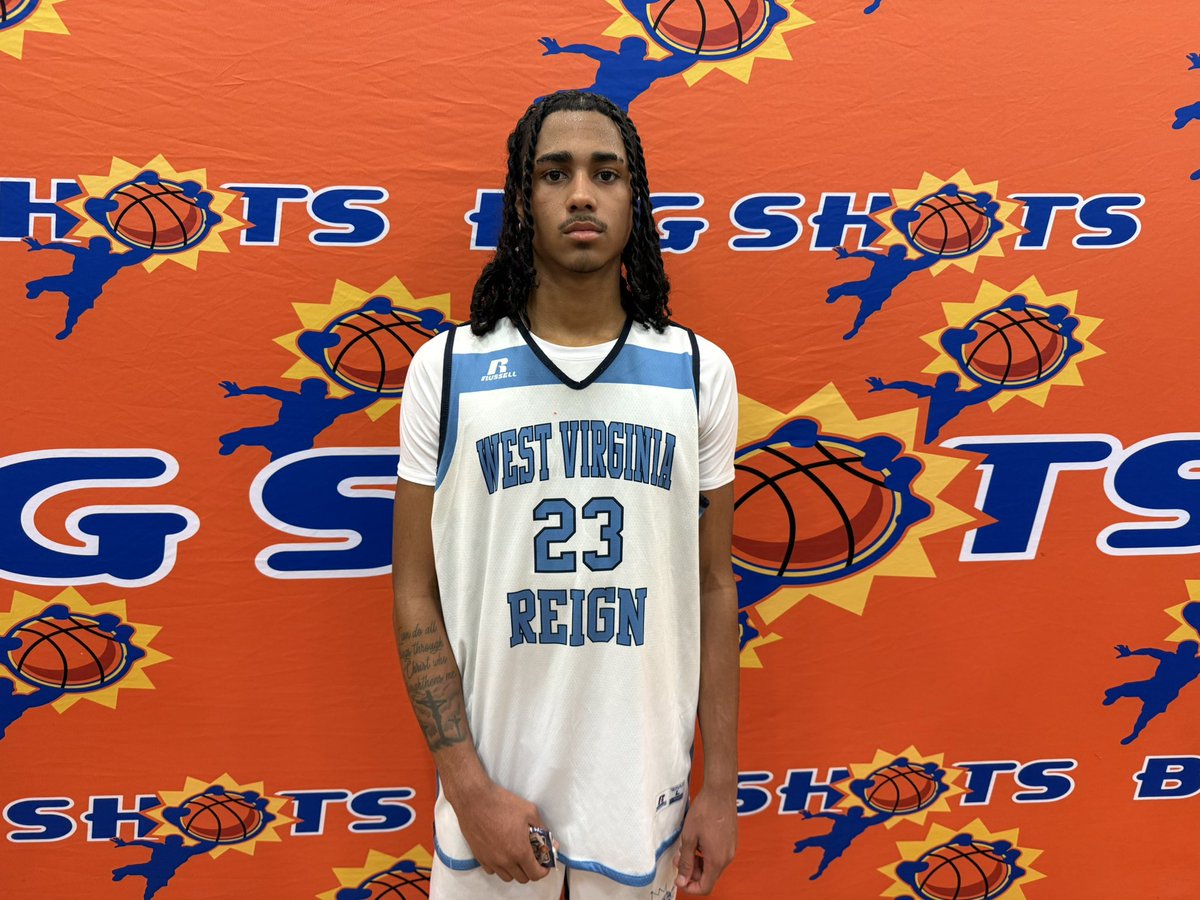 BigShotsGlobal's tweet photo. #BIGSHOTS #CharlotteShowtime 

17U SLAM

Team Global Select - 76
Myles Graves 20
RJ Mourning 15

WV Reign Elite - 54
Jayce Gum 19
Isaiah Turner 17 https://t.co/Uan7XhbNXR