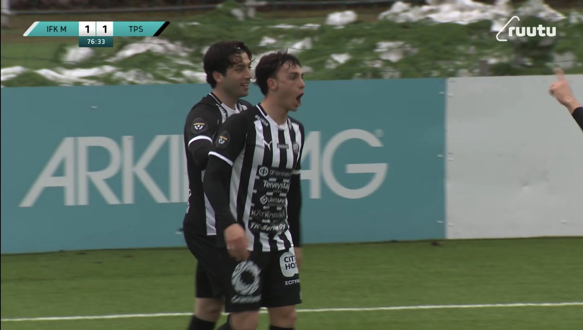 jordi_juvanteny's tweet photo. Pau Juvanteny debuta a la 1a Divisió Finlandesa amb el @TPSjalkapallo a la Primera Divisio Finlandesa  #Veikkausliiga Un golàs 👏👏👏👏👏que val el primer punt pels de Turku a la lliga, que ha començat avui https://t.co/YMyp3OWSIA