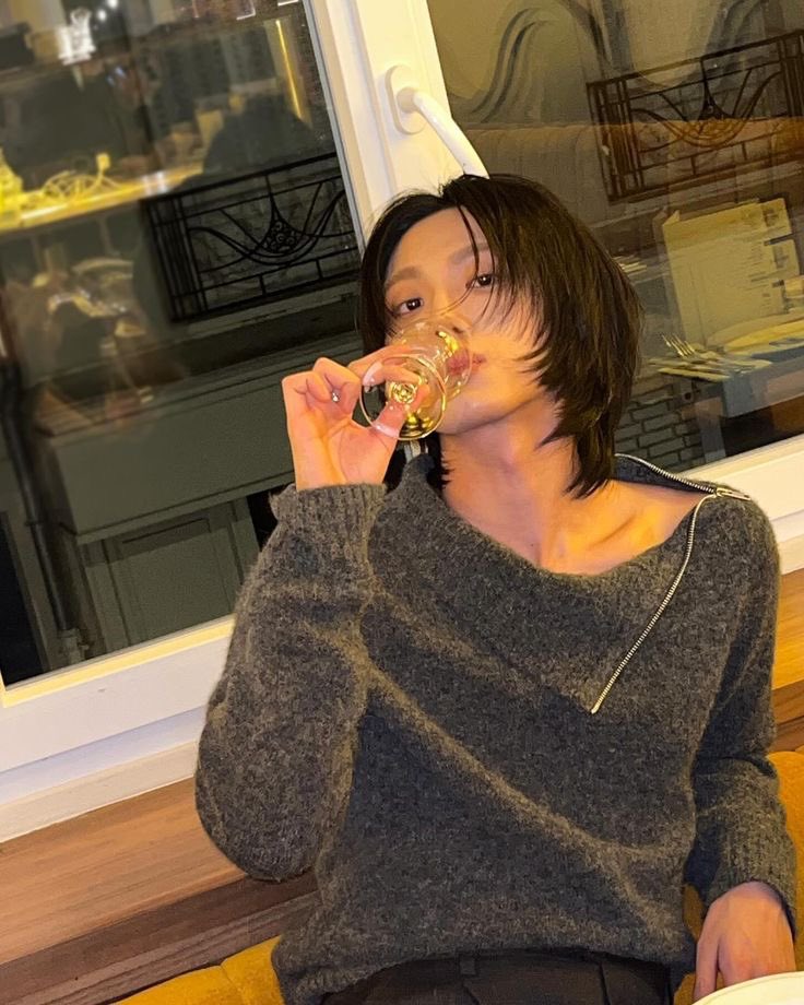 tres ༘⋆ | ia tweet media