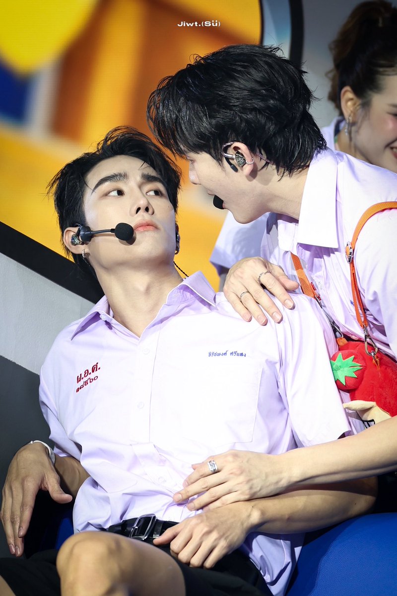 𐙚 จิ๋วสึ tweet media